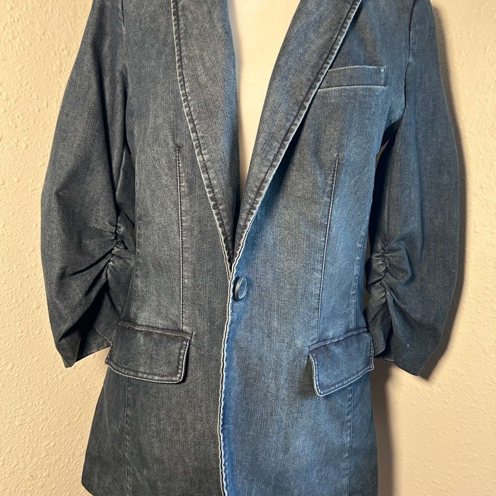 Express Jeans - Picture 3 of 8